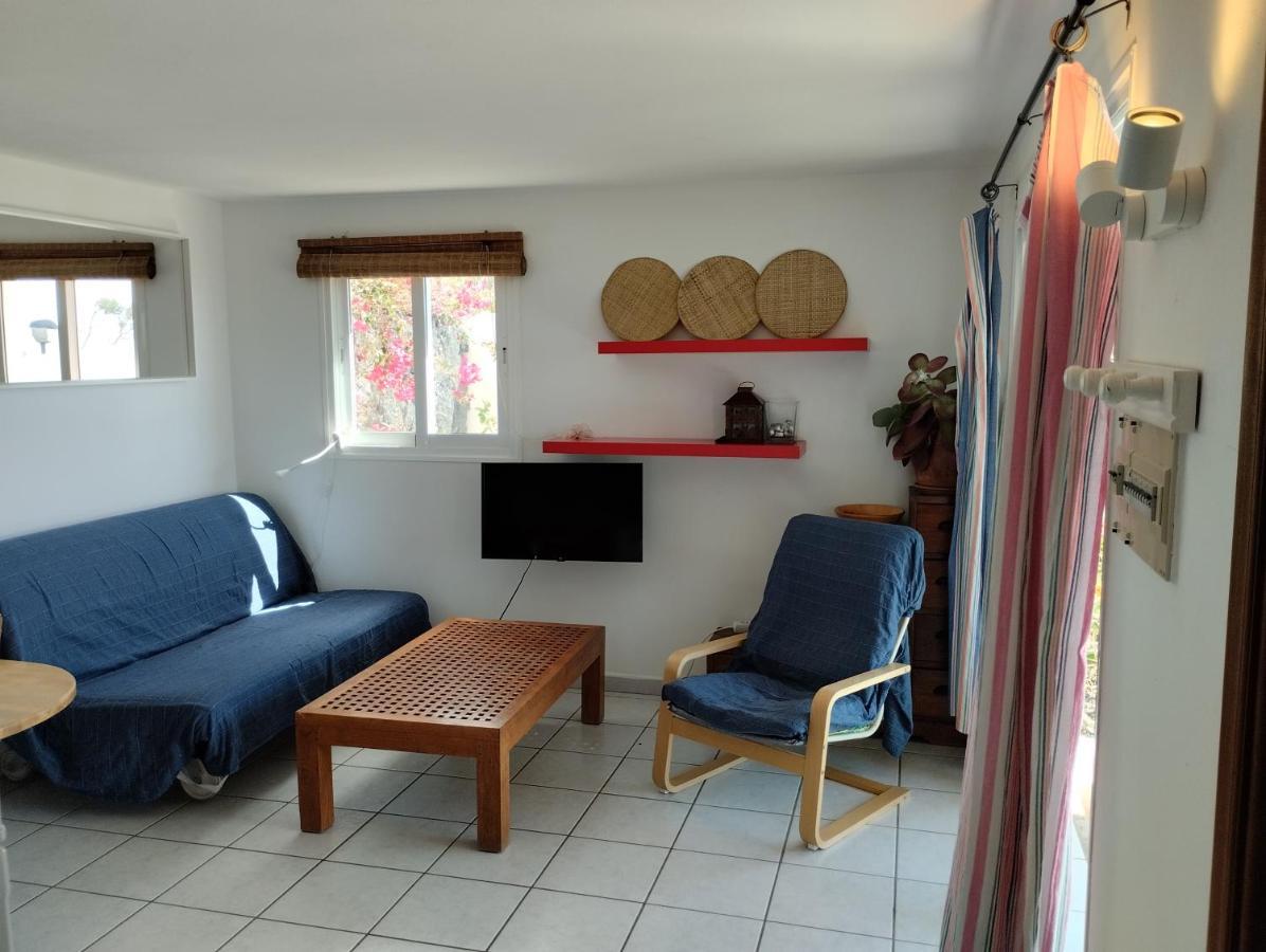 Beautiful Small Bungalow, Amazing Views And Garden Famara Eksteriør bilde